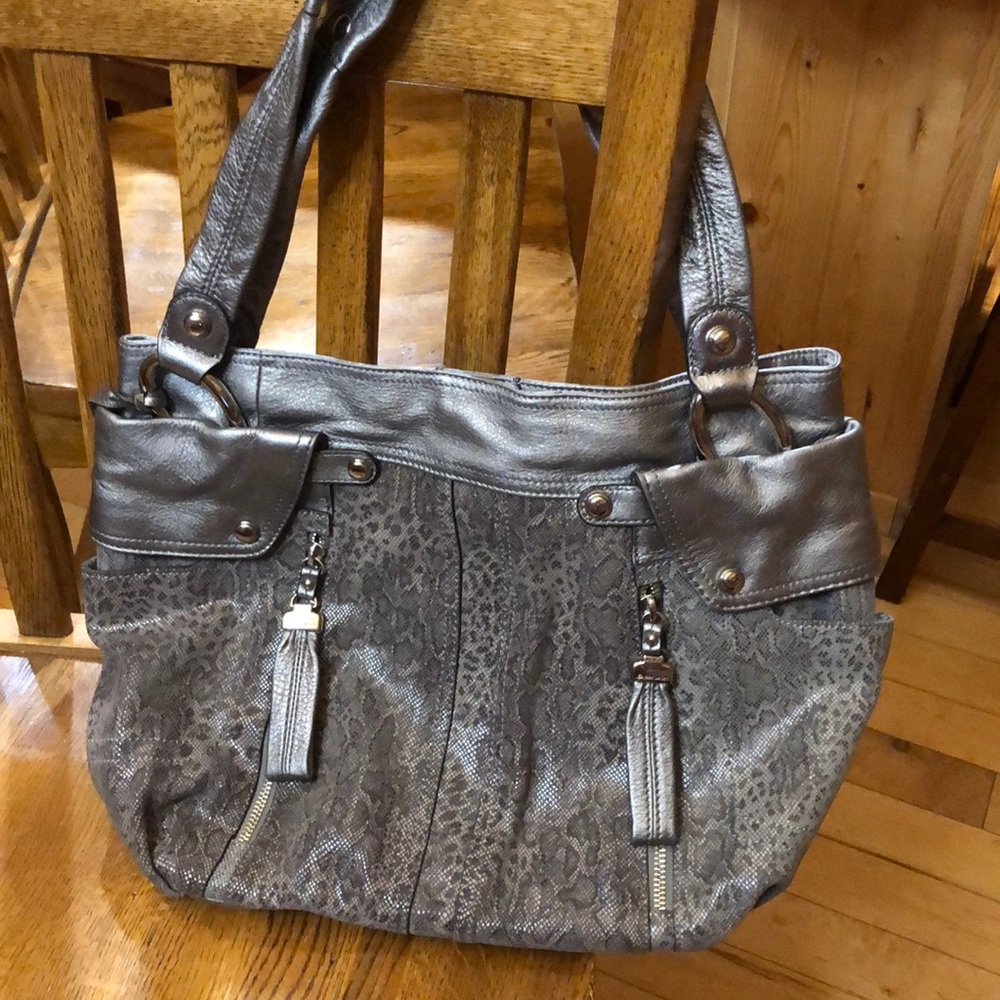 B Makowsky grey/pewter snakeskin print handbag.